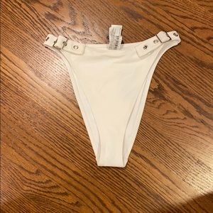 Bikini bottoms! Send offers💕